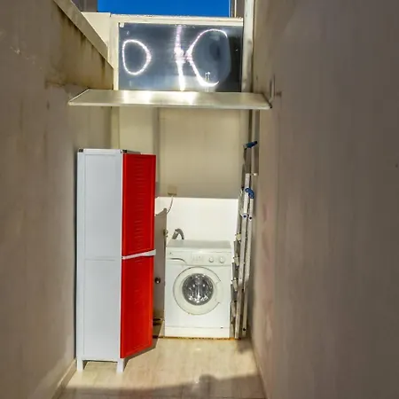 Apartment De Dos Con Un Solarium